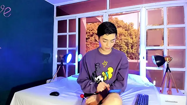 Maxi little online show from 06.23.26