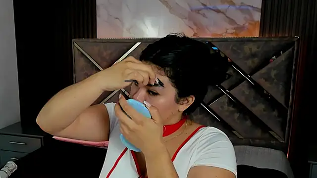 Geabloom online show from 09.13.25