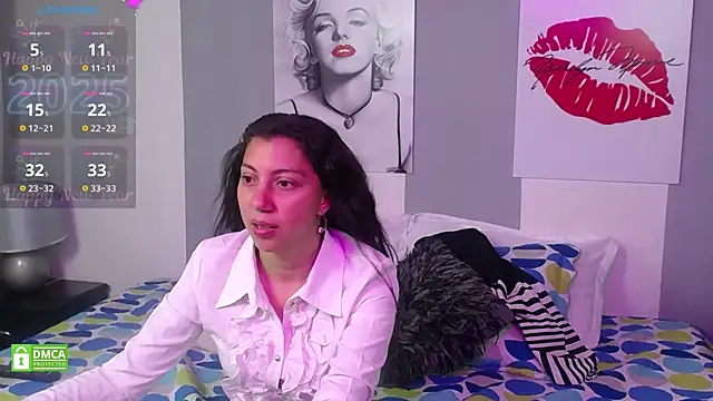 Snapshot of narendra_dayaramm chatting on 01.07.25 narendra dayaramm online show from 01.07.25