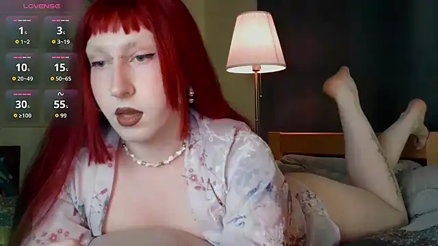 Snapshot of DavidLiiio chatting on 06.19.26 DavidLiiio online show from 06.19.26