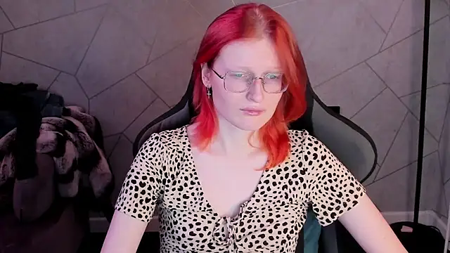 ElizabethHarpper online show from 02.02.26