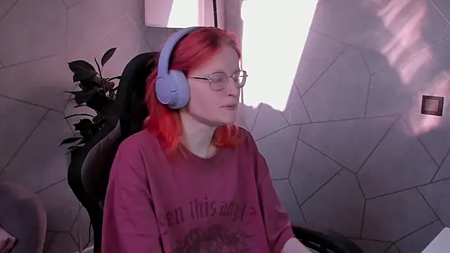 ElizabethHarpper online show from 02.12.26