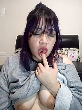 Miss Amelie online show from 02.20.25