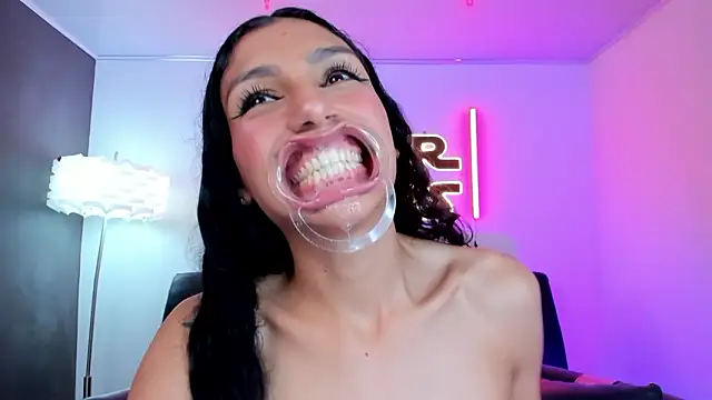 Snapshot of miss___evangeline chatting on 02.03.26 miss evangeline online show from 02.03.26