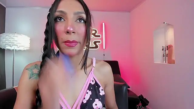 Snapshot of miss___evangeline chatting on 03.19.26 miss evangeline online show from 03.19.26