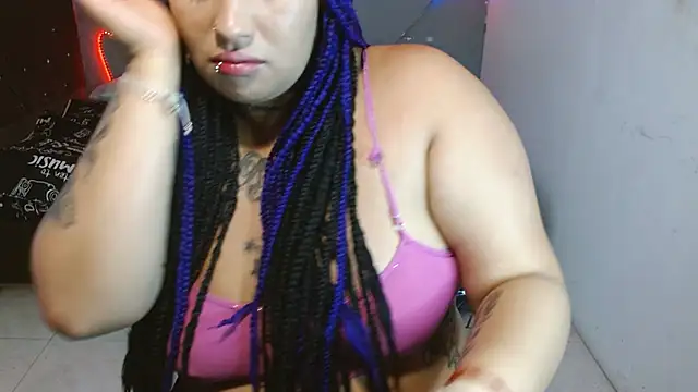 Snapshot of brittanysexhot chatting on 01.13.25 brittanysexhot online show from 01.13.25