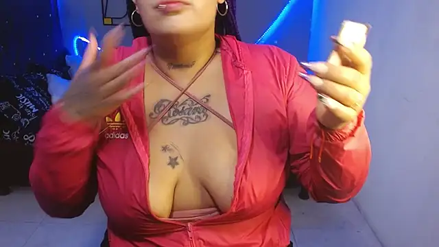 Snapshot of brittanysexhot chatting on 01.17.25 brittanysexhot online show from 01.17.25