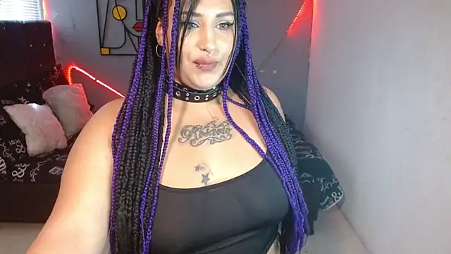 Snapshot of brittanysexhot chatting on 01.22.25 brittanysexhot online show from 01.22.25