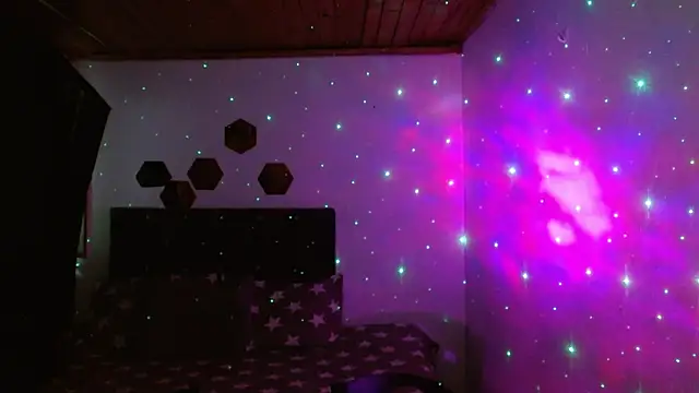 Snapshot of brittanysexhot chatting on 11.13.25 brittanysexhot online show from 11.13.25