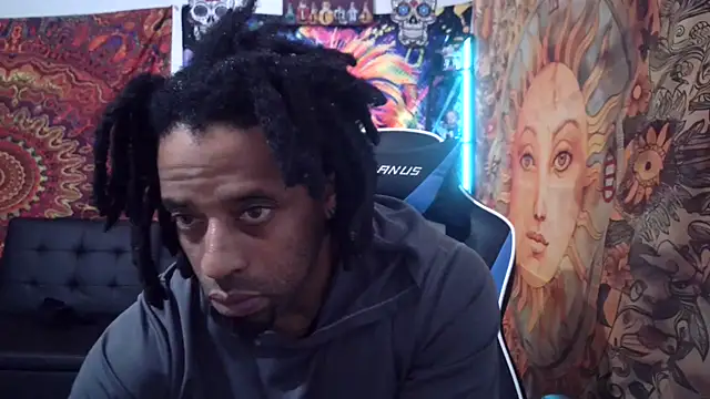 Snapshot of Coco-Licious chatting on 01.09.25 Coco-Licious online show from 01.09.25