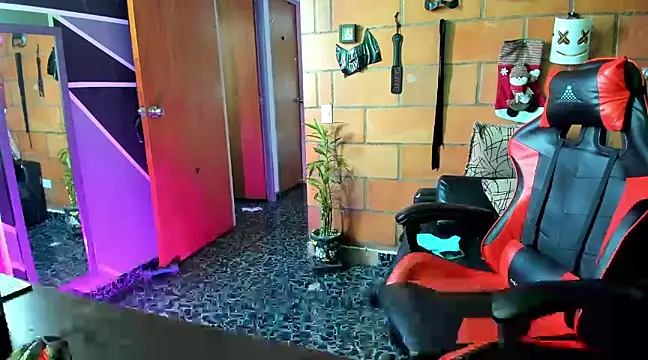 Adam Valenciia online show from 02.06.25