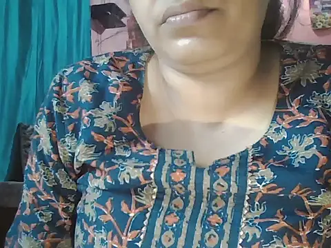 Hot-shanvi online show from 04.28.26