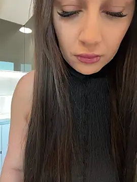 Snapshot of claraxjoyy chatting on 03.21.25 claraxjoyy online show from 03.21.25