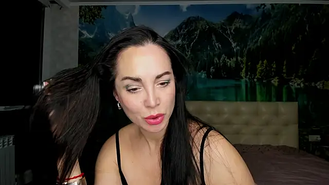 Monica Weiss online show from 03.16.25