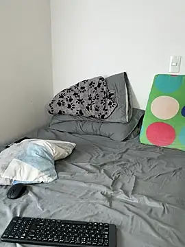 Young latin master777 online show from 01.05.25