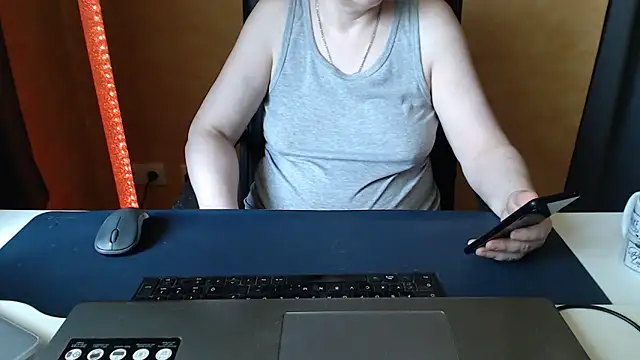 Sweet Phoenix online show from 05.19.26