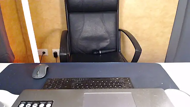 Sweet Phoenix online show from 05.23.26