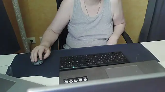 Sweet Phoenix online show from 06.26.26