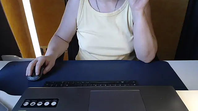 Sweet Phoenix online show from 07.07.26