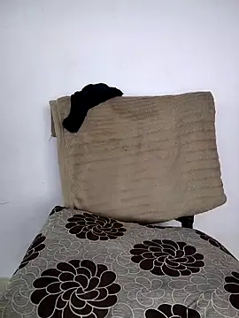 lovelygirl4567 online show from 04.01.26