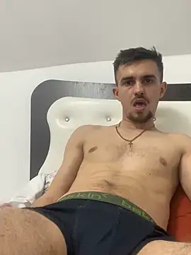 Snapshot of Demonpull69 chatting on 03.10.25 Demonpull69 online show from 03.10.25