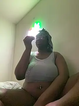 DamnBubbles online show from 02.10.26