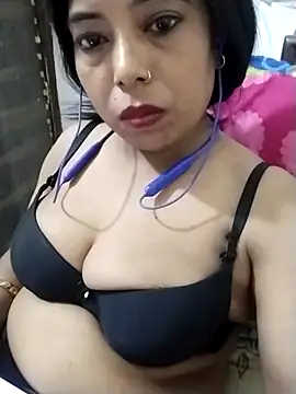 Snapshot of Rinku-Rani chatting on 10.25.25 Rinku-Rani online show from 10.25.25