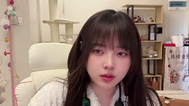 Chenjing0 online show from 02.28.26