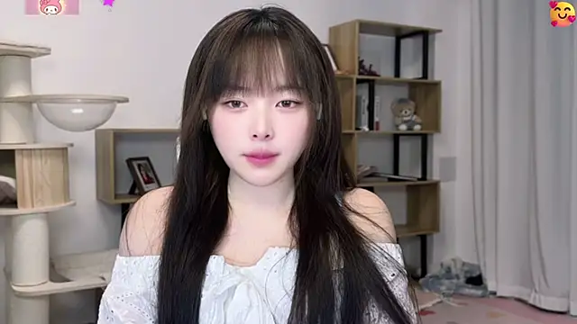 Chenjing0 online show from 06.04.26