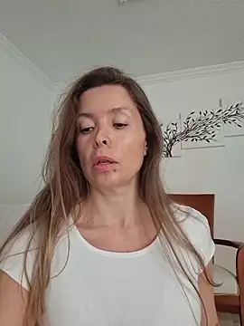 karina warthon online show from 06.04.26