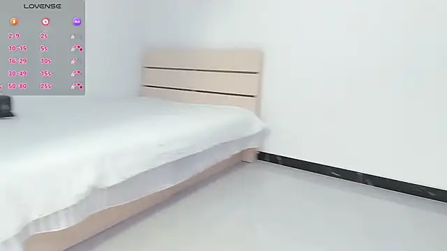 Lucky-xiuxiu online show from 10.31.25