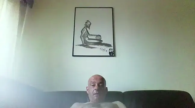Snapshot of horndude187187 chatting on 01.12.25 horndude187187 online show from 01.12.25