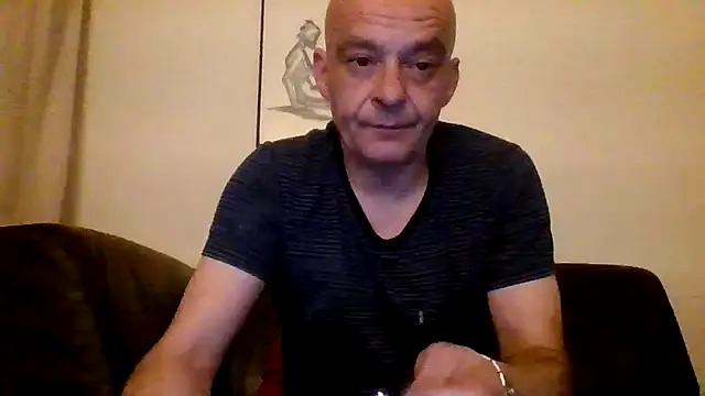 Snapshot of horndude187187 chatting on 01.22.25 horndude187187 online show from 01.22.25