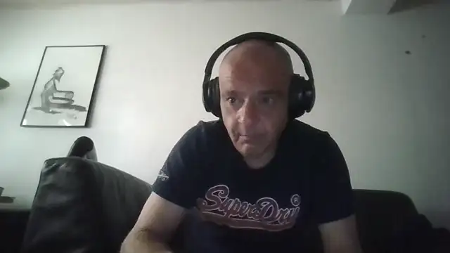 Snapshot of horndude187187 chatting on 05.30.26 horndude187187 online show from 05.30.26