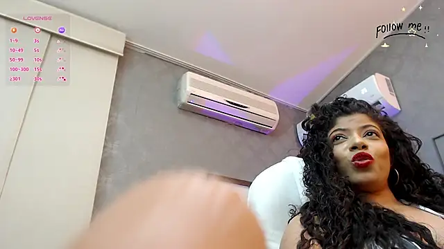 Snapshot of harper_ziu chatting on 02.24.25 harper ziu online show from 02.24.25