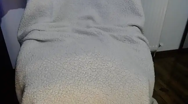 Snapshot of Dabanor chatting on 03.22.25 Dabanor online show from 03.22.25