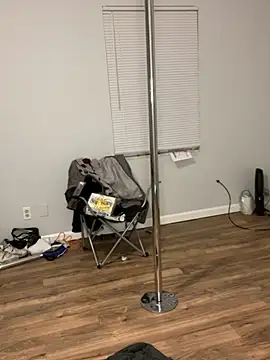 Snapshot of Yoshibaby2670 chatting on 02.21.25 Yoshibaby2670 online show from 02.21.25