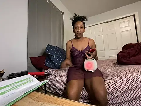 Snapshot of Yoshibaby2670 chatting on 02.28.25 Yoshibaby2670 online show from 02.28.25