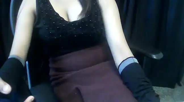 Snapshot of hot-niti chatting on 02.03.25 hot-niti online show from 02.03.25