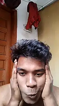 Snapshot of carryneoll8 chatting on 02.01.25 carryneoll8 online show from 02.01.25