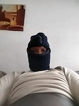 Snapshot of dickdanger27 chatting on 11.22.25 dickdanger27 online show from 11.22.25