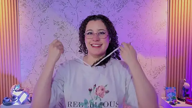 Charlotte  Miller online show from 04.13.26