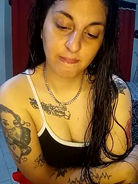 Snapshot of Camilita0 chatting on 11.21.25 Camilita0 online show from 11.21.25