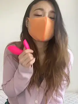 Snapshot of Mary-JP chatting on 01.09.25 Mary-JP online show from 01.09.25