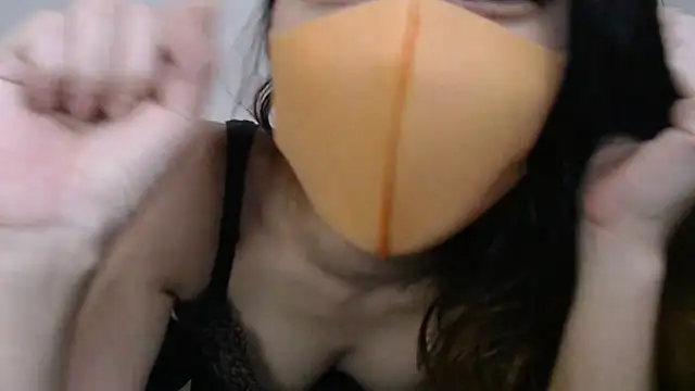 Snapshot of Mary-JP chatting on 01.24.25 Mary-JP online show from 01.24.25