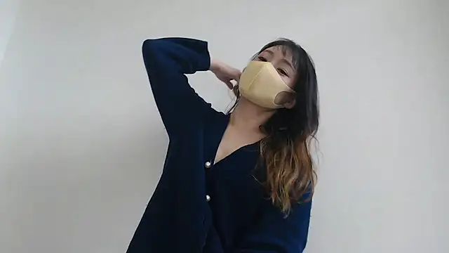 Snapshot of Mary-JP chatting on 02.18.25 Mary-JP online show from 02.18.25