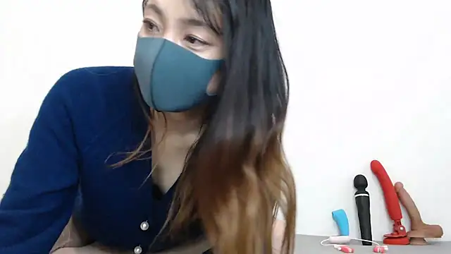 Snapshot of Mary-JP chatting on 03.09.25 Mary-JP online show from 03.09.25