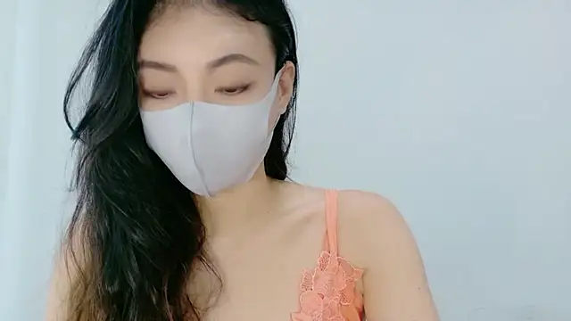 Snapshot of Mary-JP chatting on 10.21.25 Mary-JP online show from 10.21.25