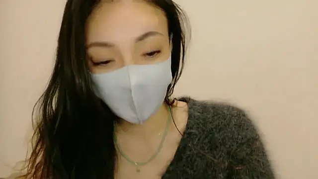 Snapshot of Mary-JP chatting on 10.28.25 Mary-JP online show from 10.28.25