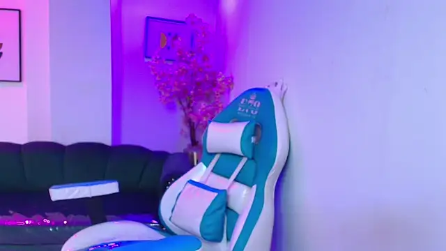 Arianna sweeet online show from 04.07.26